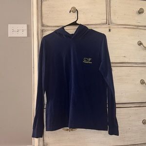 Dark blue Long-sleeved Vinyard Vines Shirt with hood.